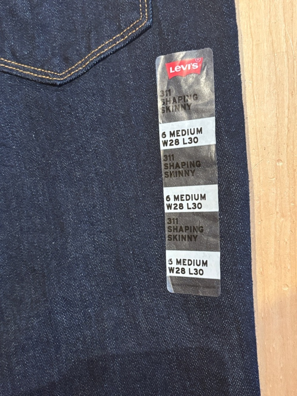 NWT Levi's Women’s 311 Shaping Skinny Jeans - Dark Blue size 28x30 - Picture 5 of 10